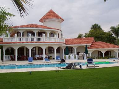 Villa Francés