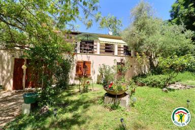Charmant gîte avec terrasse et jardin