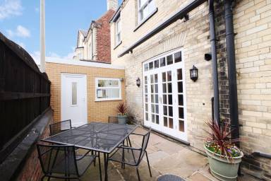 Holiday home with garden | Near York Castle | Pet-friendly