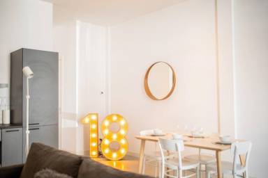 Pleasant holiday apartment | Close to Show Cube