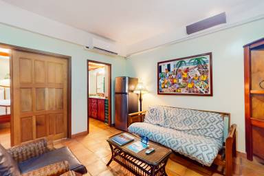 130 m² Condo