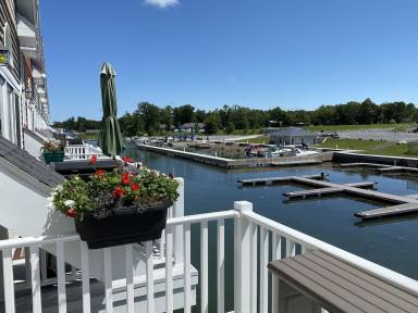 Villa Alexandria Bay