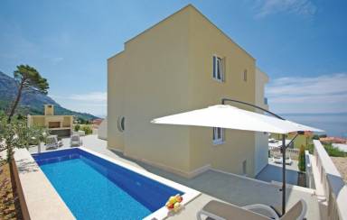 Apartament Promajna