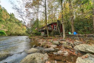 Cabin Helen