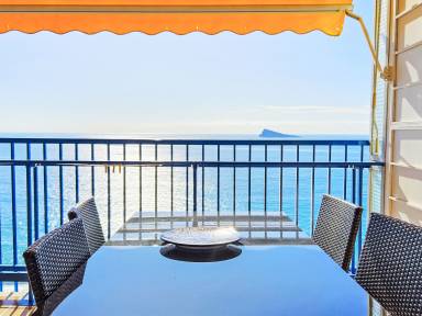 Apartamento vacacional con terraza | Vistas al mar | Cerca de la playa | Ideal para trabajar remoto