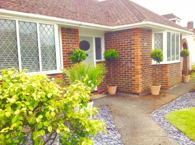 House  East Preston