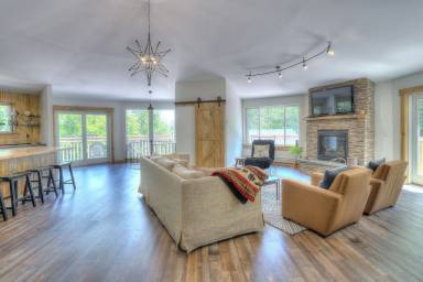 House  Rangeley
