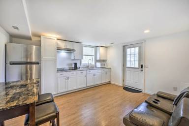 Cottage Kitchen South Setauket