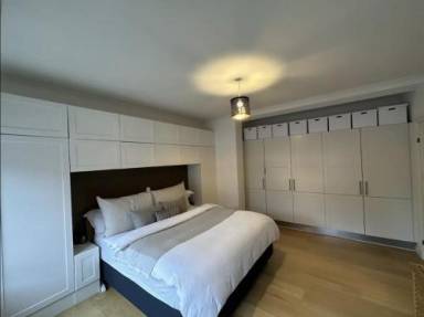 140 m² House