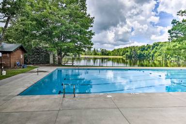 Cottage  Linville