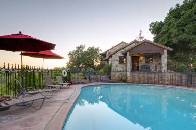 Villa Sonoma