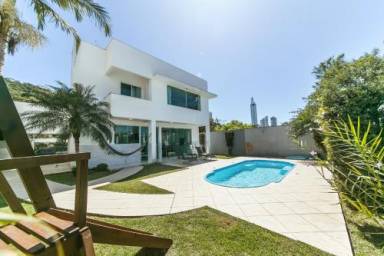 Casa Praia do Estaleiro