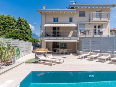 Ferienhaus mit privatem Pool, Grill und Terrasse | Bergblick