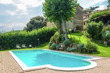 Ferienhaus mit Pool, Garten und Grill | Naturblick
