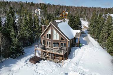 House Saint-Joseph-de-la-Rive