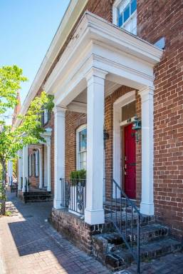 House  Historic District - South