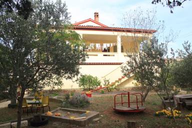 Leilighet  Ugljan