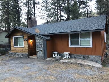 Airbnb  Wrightwood