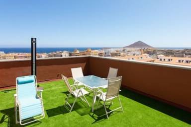 Appartamento adatto alle famiglie con piscina e terrazza