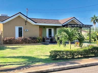House Pool Saint Anns Bay