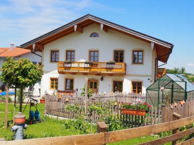 Ferienwohnung Garten Ruhpolding