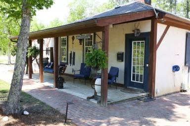Cottage Hillsborough