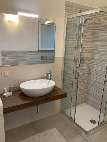 Apartment with patio & yard in Loano