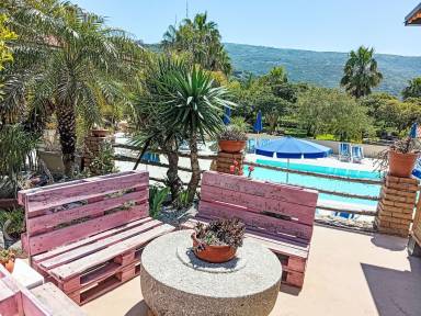 Wunderschöne Wohnung mit Pool, Terrasse und Garten | Strand in der Nähe | Haustierfreundlich