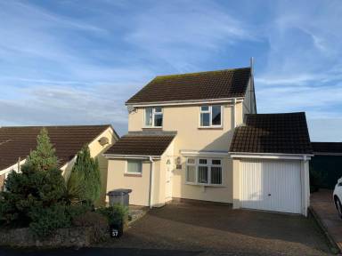 Family-friendly nice cottage with garden | Golf view | Pets are welcome