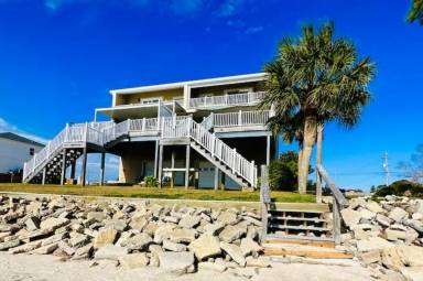 House Navarre