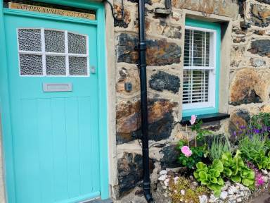Cottage with garden