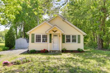 Cabin Vernon Township