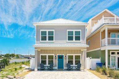 House  Holiday Beach
