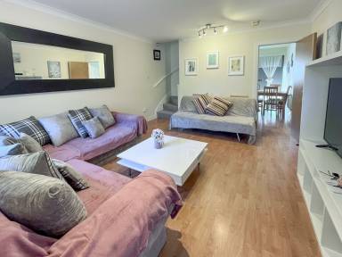 Cottage with barbecue & garden | River view