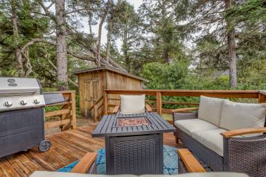 House  Manzanita