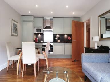 Fully equipped holiday apartment | Next to Tower Bridge