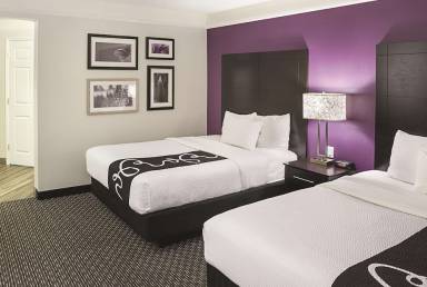 Hotel Twin Lakes