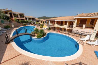 Ferienwohnung mit Pool und Terrasse | Gartenblick | Haustierfreundlich