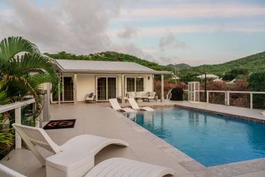 Fully equipped spacious villa with terrace, pool & barbeque | Beach nearby | Good for workation