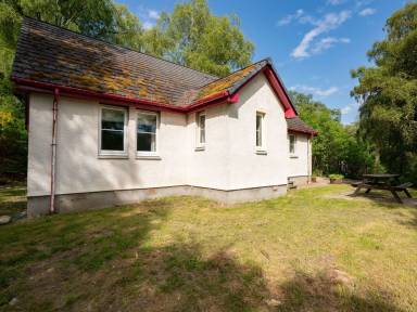 House  Bearnock