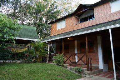 Hus  Santa Marta