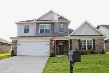 House Hazel Green