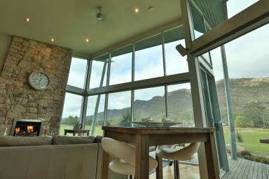 House  Halls Gap