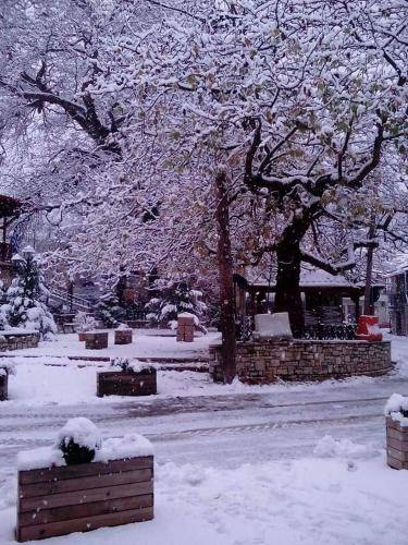 Lodge Eptalofos