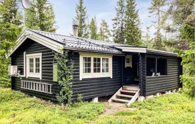 Hus  Lindvallen