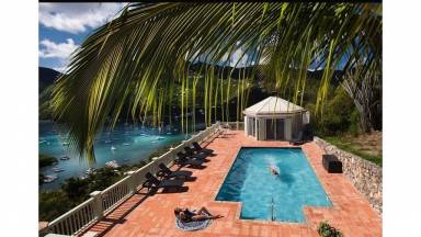 House Coral Bay