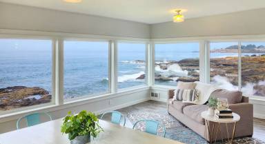 House Yachats