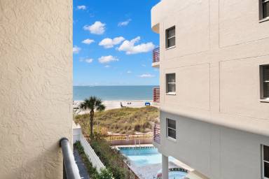 Condo  Redington Beach