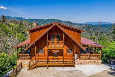 Cabin Sevier County