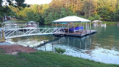 Cabin Seneca